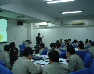 华国光学  生产主管管理技能提升培训